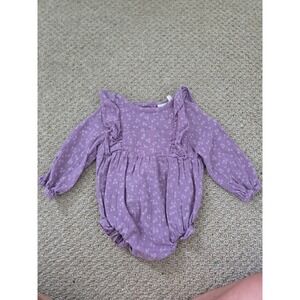 Baby gap romper 6-12 mos